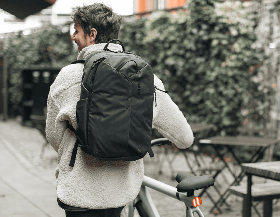 Рюкзак для ноутбука та подорожей Thule Aion Travel Backpack 28L - Nutria Brown (3204722)