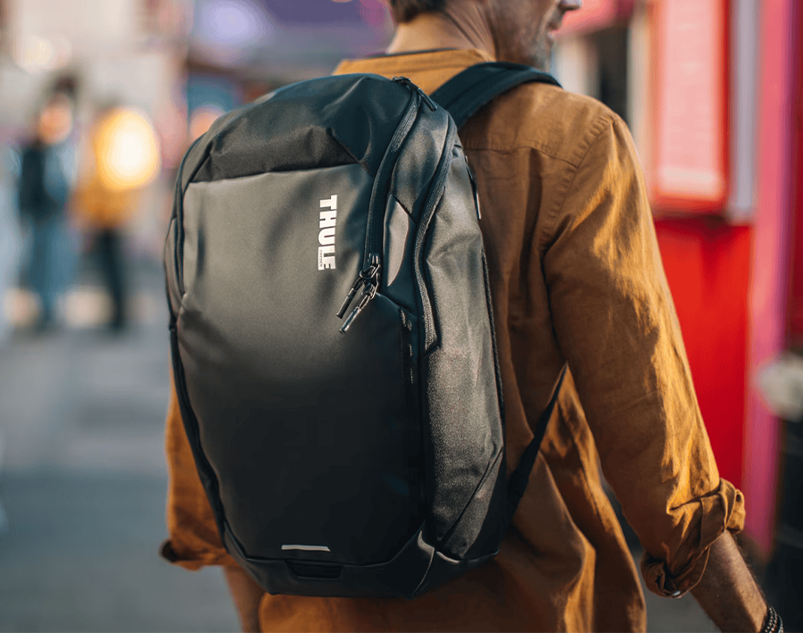 Рюкзак для ноутбука та подорожей Thule Chasm Laptop Backpack 26L - Darkest Blue (3205583)