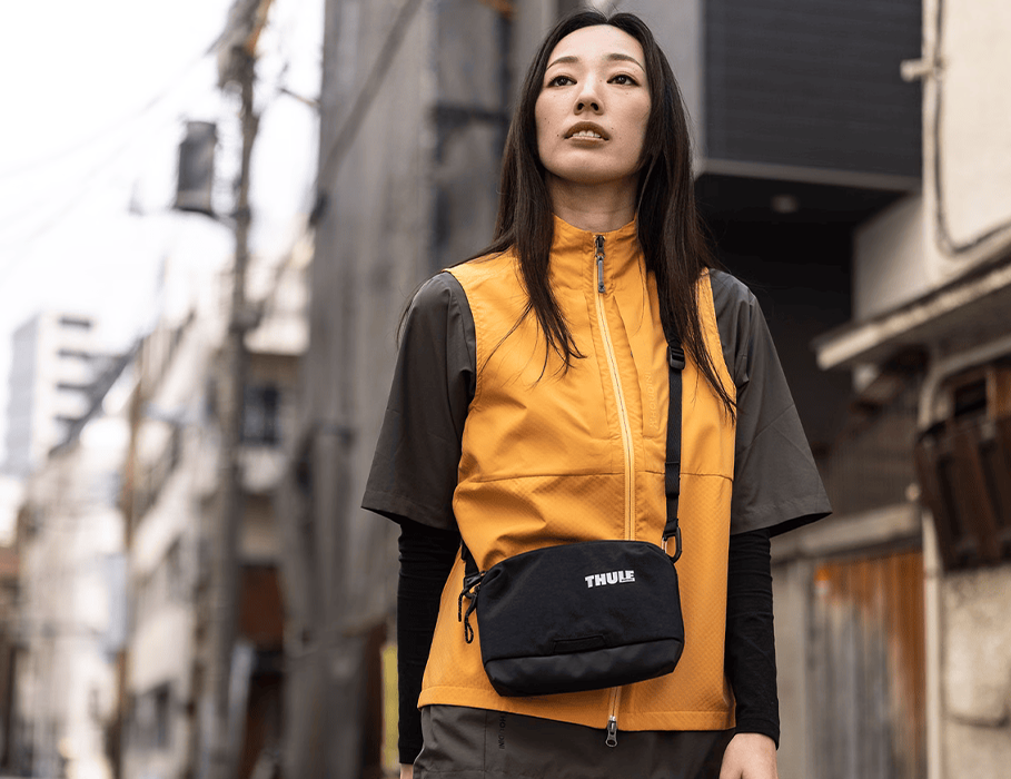 Сумка через плече Thule Paramount Crossbody 2L - Black (3205005)