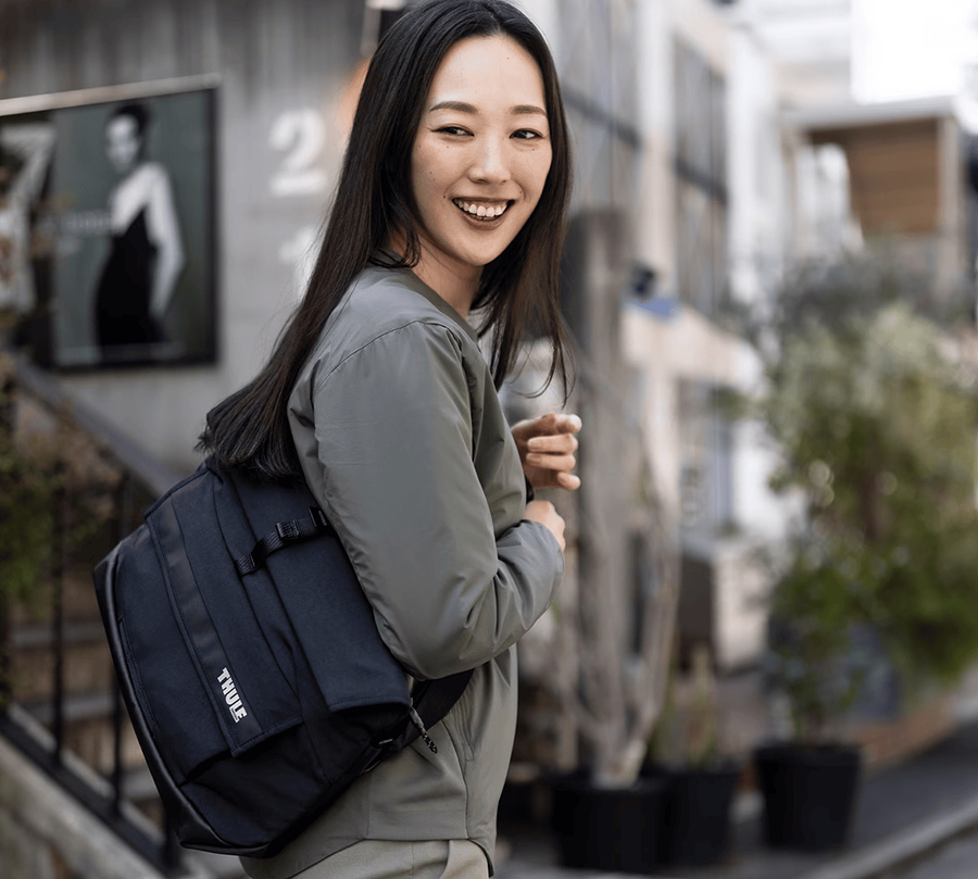 Сумка для ноутбука и планшета Thule Paramount Messenger Bag 14L - Soft Green (3205008)