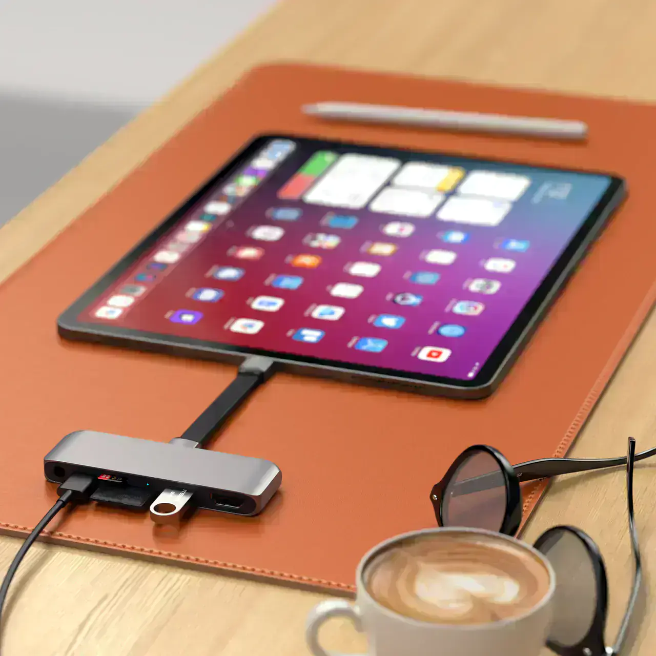 hab-satechi-usb-c-mobile-pro-hub-sd-st-mphsdm-1