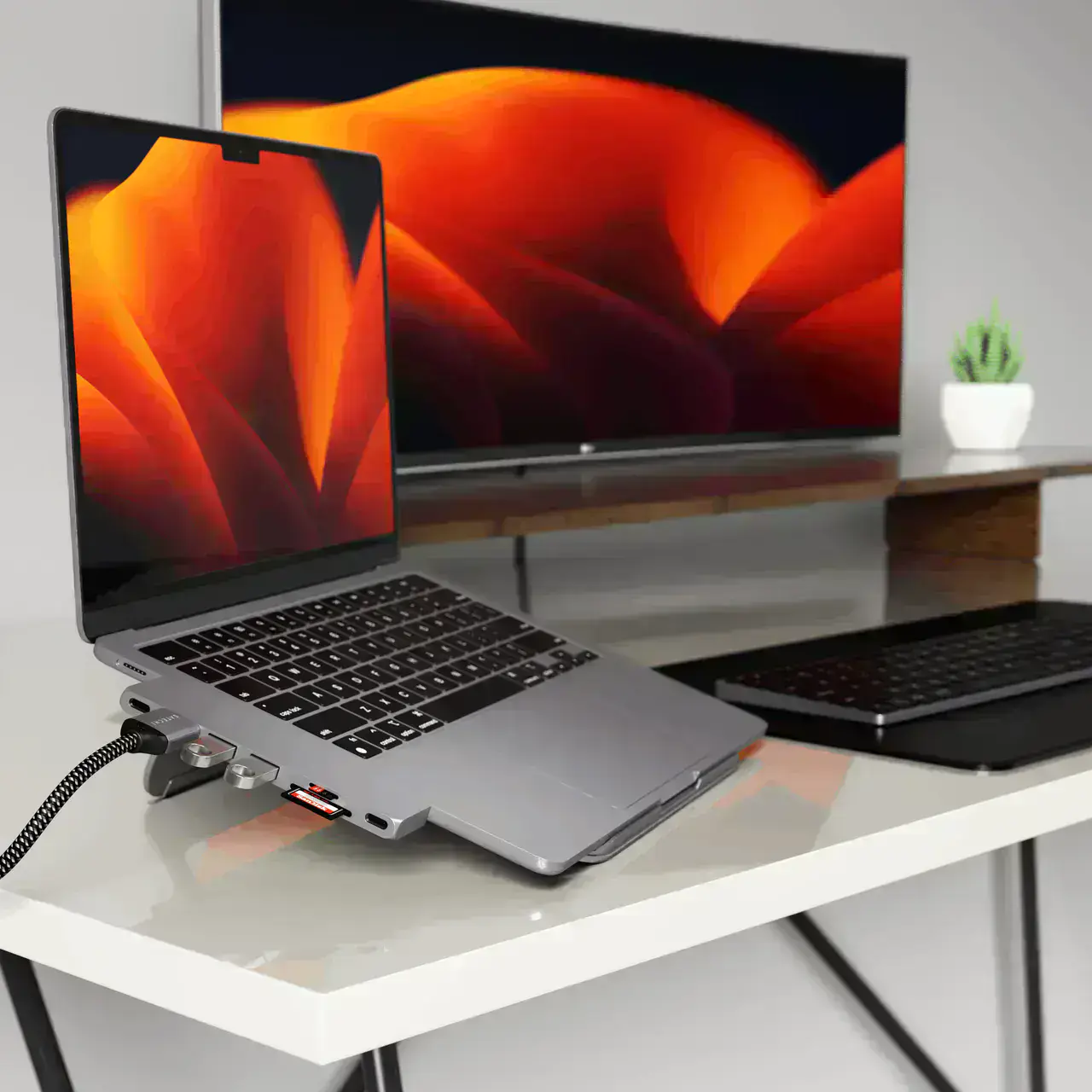 satechi-pro-hub-slim-space-gray-st-hucphsm-3
