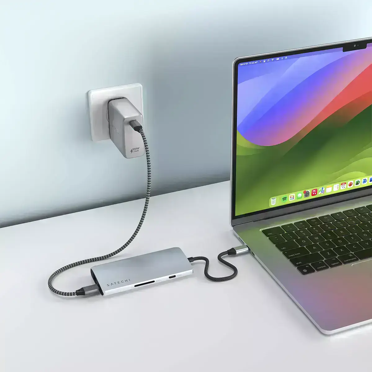 satechi-usb-c-multiport-adapter-8k-with-ethernet-v3-3