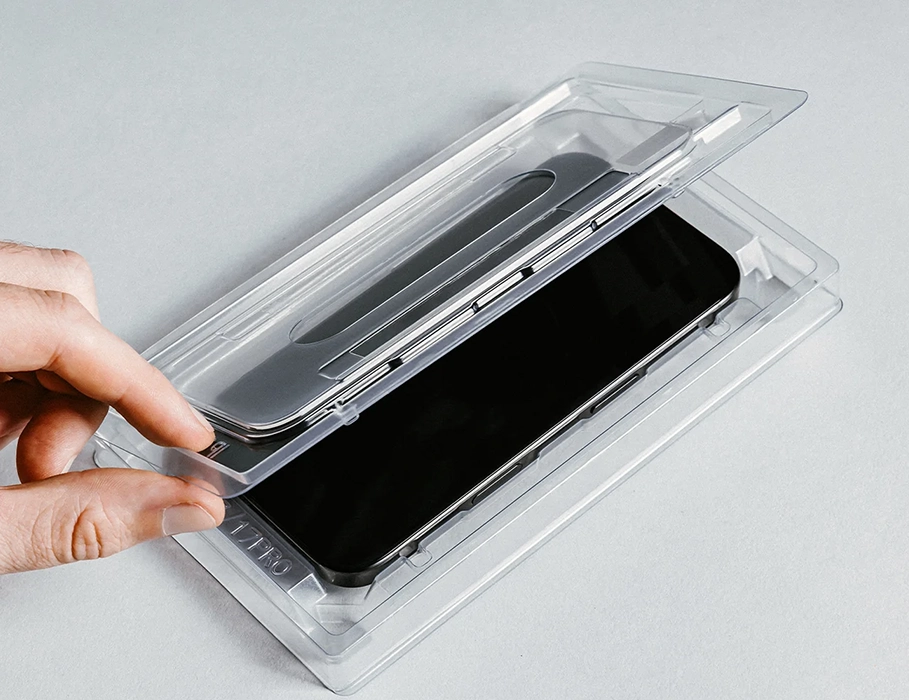 Комплект Nomad Screen Protector Glass з аплікатором для швидкого встановлення