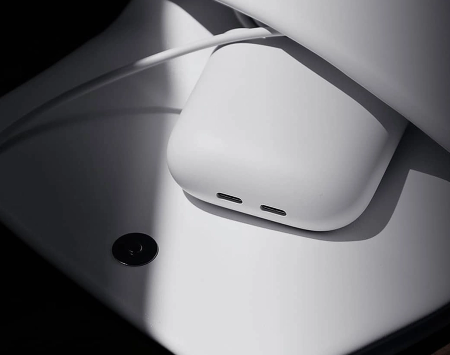 Google Pixel Flex Dual Port 67W — вид спереди, показ двух USB-C портов