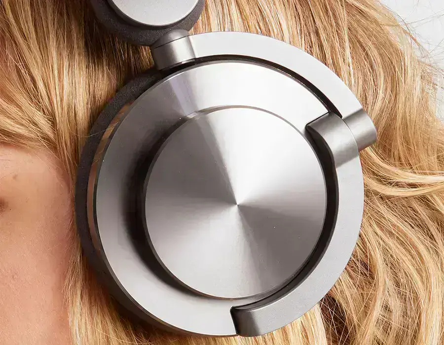 dyson-ontrac-outer-caps-02
