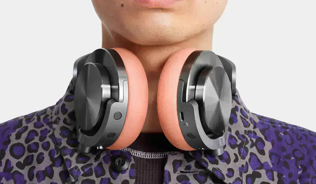 dyson-ontrac-outer-caps-4