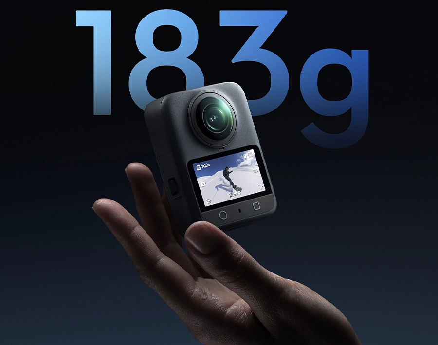 Загальний вигляд DJI Osmo 360 з подвійними об'єктивами у компактному корпусі
