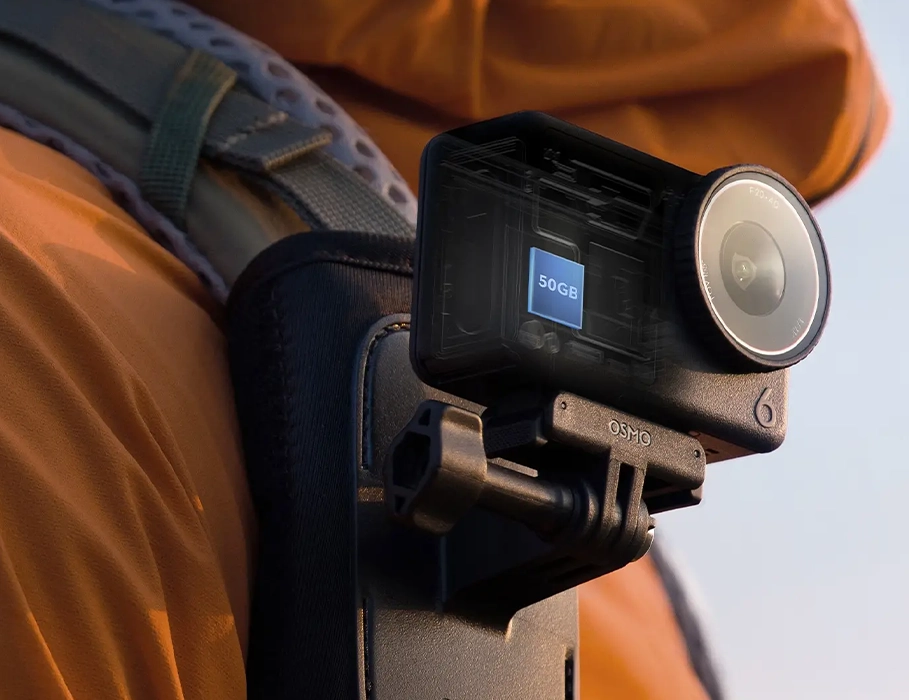 Екшн-камера DJI Osmo Action 6 Adventure Combo