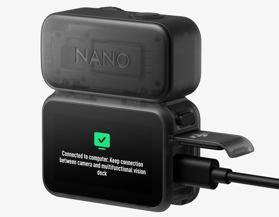 DJI Osmo Nano – швидка передача даних через USB 3.1 і слот microSD у Vision Dock