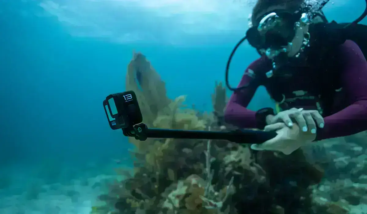 съемка под водой с помощью экшн-камеры GoPro HERO13