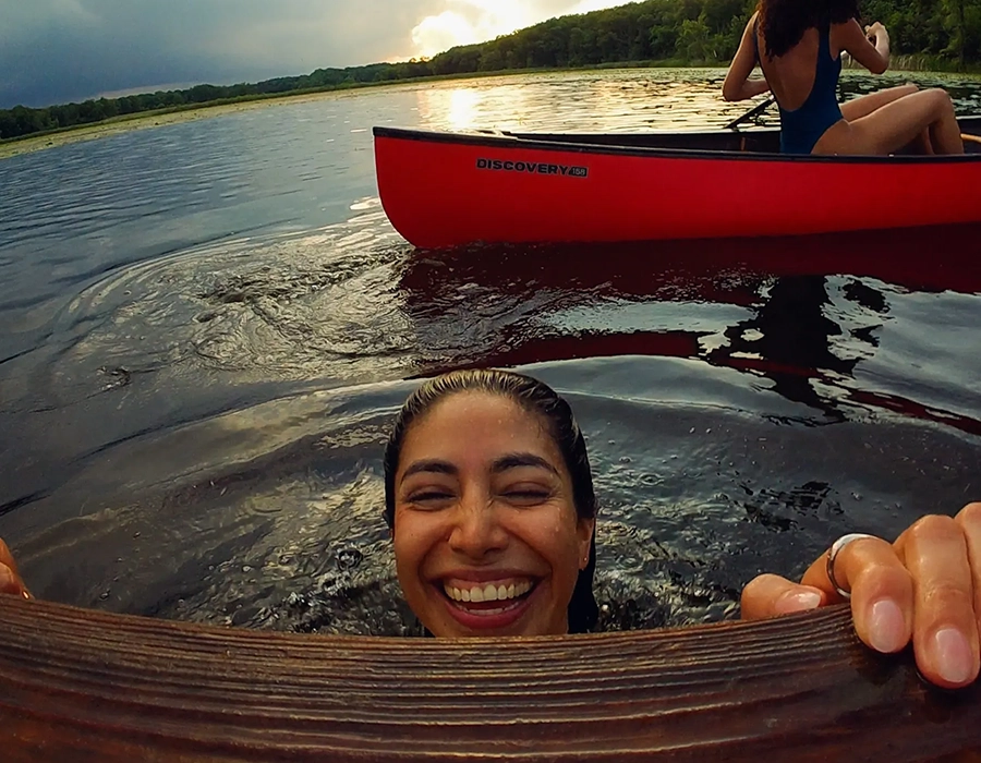 GoPro LIT HERO - зйомка жінки у воді
