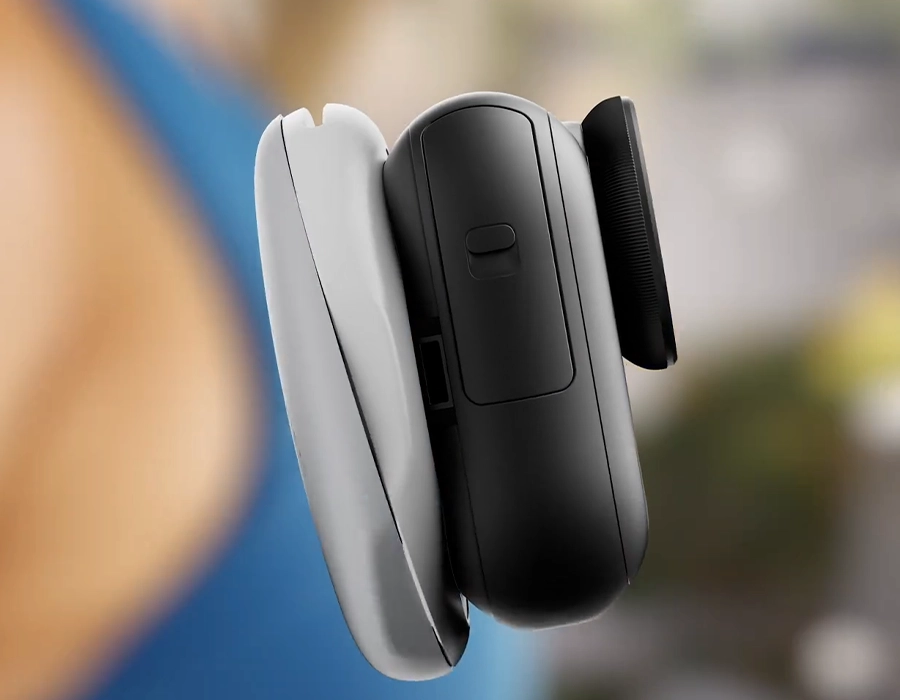 Insta360 GO Ultra с магнитным кулоном и креплением Magnetic Easy Clip