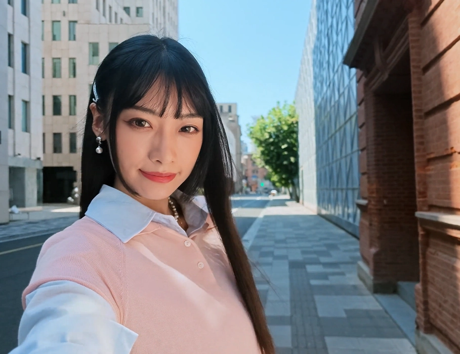 Екшн-камера Insta360 Luna Pro [POV Bundle] - Stellar White