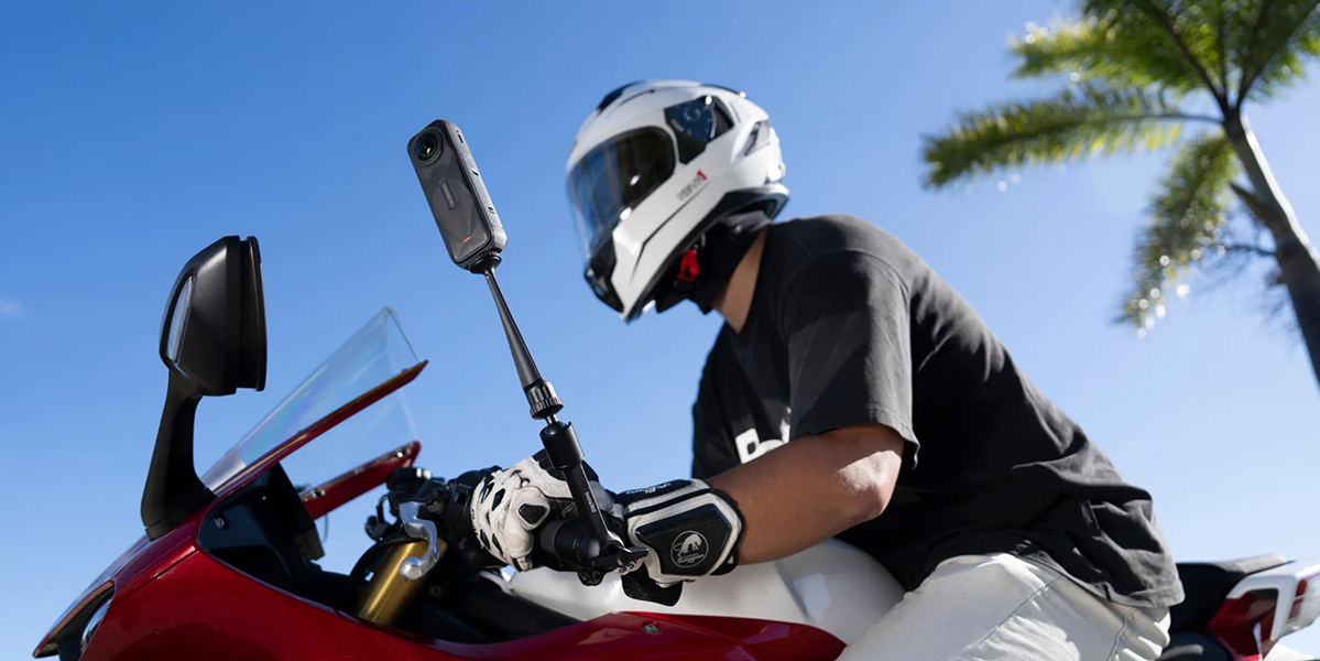 Кріплення на мотоцикл Insta360 Motorcycle Magic Arm (CINSEAVW)