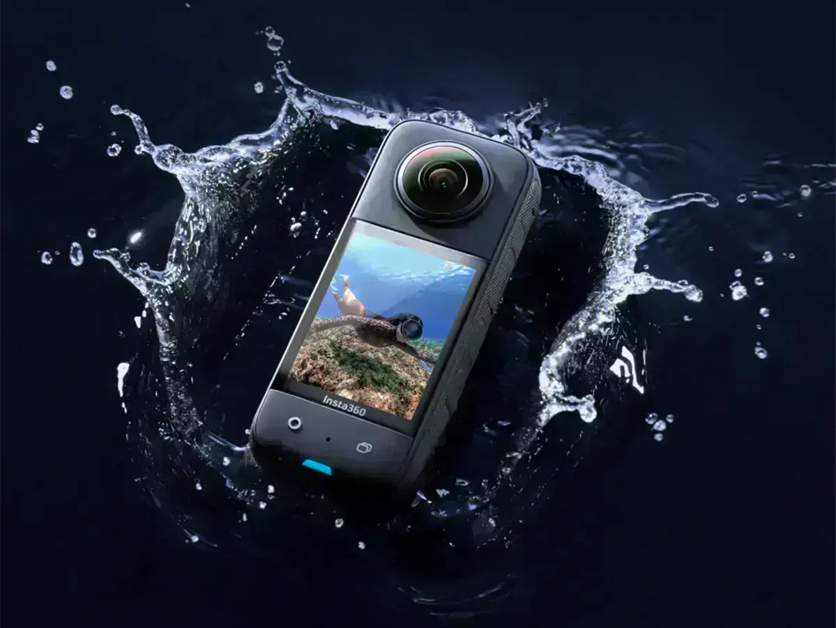 водостійка екшн-камера Insta360 X3