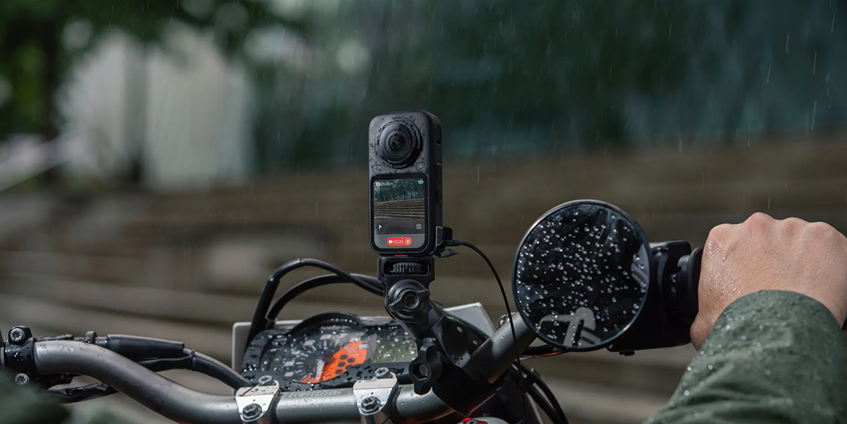 Защитная крышка USB-C для зарядки в любую погоду Insta360 X6 All-Weather USB Charging Cover (CINSBBXQ)