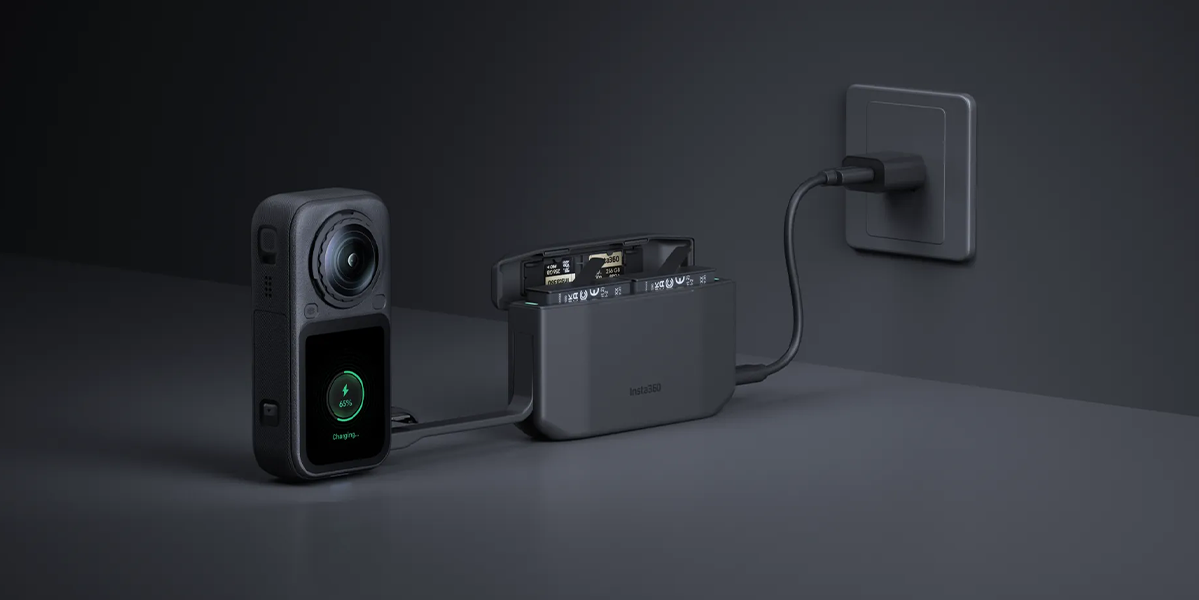 Кейс для быстрой зарядки аккумуляторов Insta360 X6 Fast Charge Case (CINSBBXB)