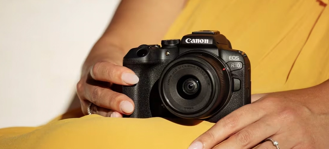 Фотоаппарат Canon EOS R10 body + Mount Adapter EF-EOS R (5331C031)