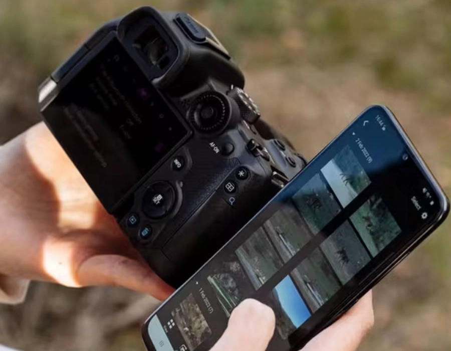 Фотоаппарат Canon EOS R7 body + Adapter EF-RF (5137C018)