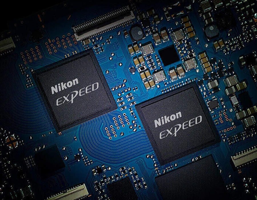 Фотоапарат Nikon Z7 II + FTZ Adapter Kit (VOA070K002)