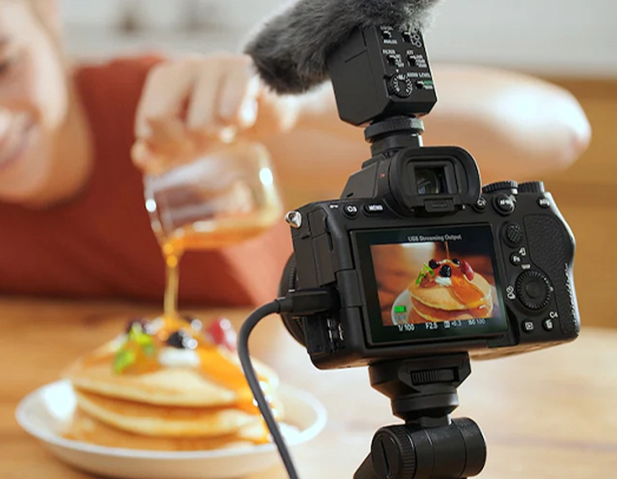 Sony Alpha A7 IV використання камери як вебкамери через USB