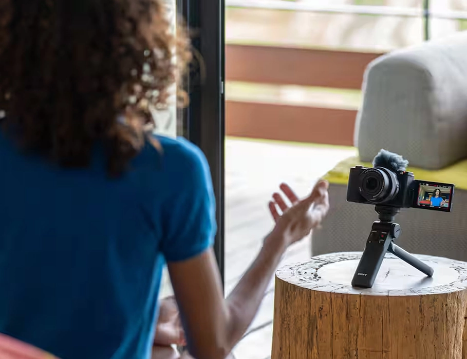 Фотоапарат Sony ZV-E10 II kit [16-50mm] - White (ZVE10M2KW)