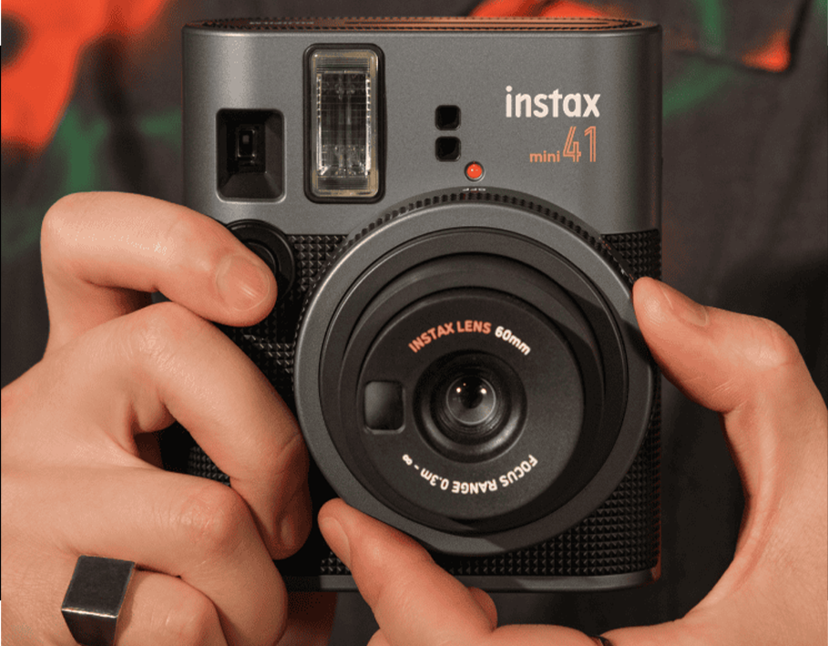 Автоматичне налаштування експозиції на камері Instax Mini 41