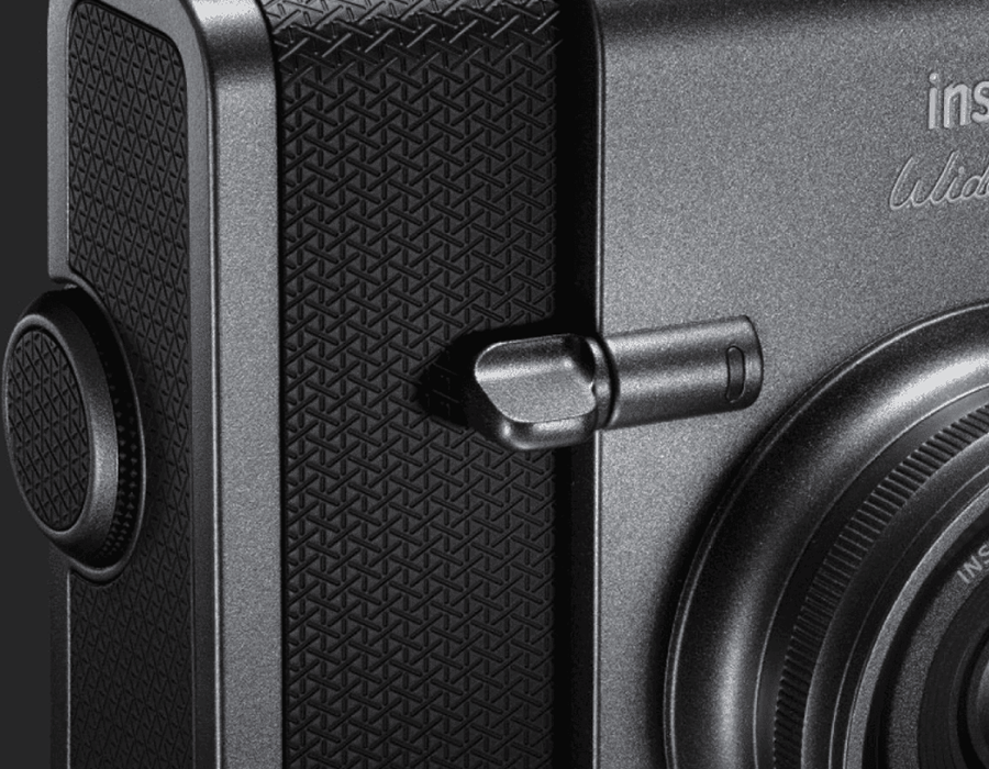 fujifilm-instax-wide-evo-1