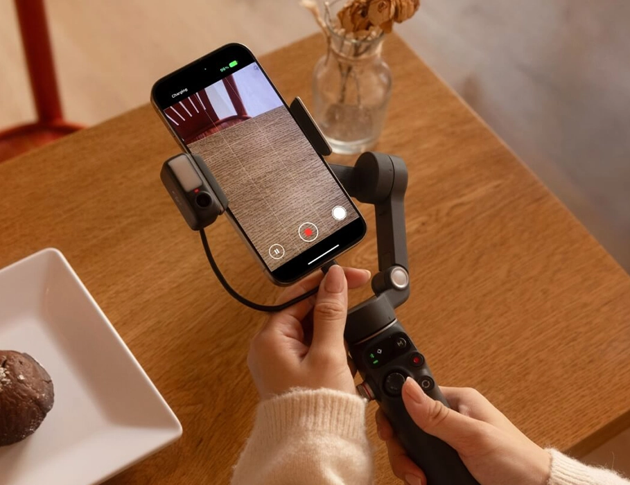 Стабилизатор для смартфонов DJI Osmo Mobile 8 (CP.OS.00000492.03)