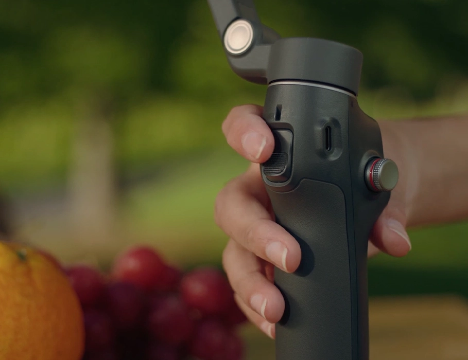 Стабилизатор для смартфонов DJI Osmo Mobile 8 (CP.OS.00000492.03)