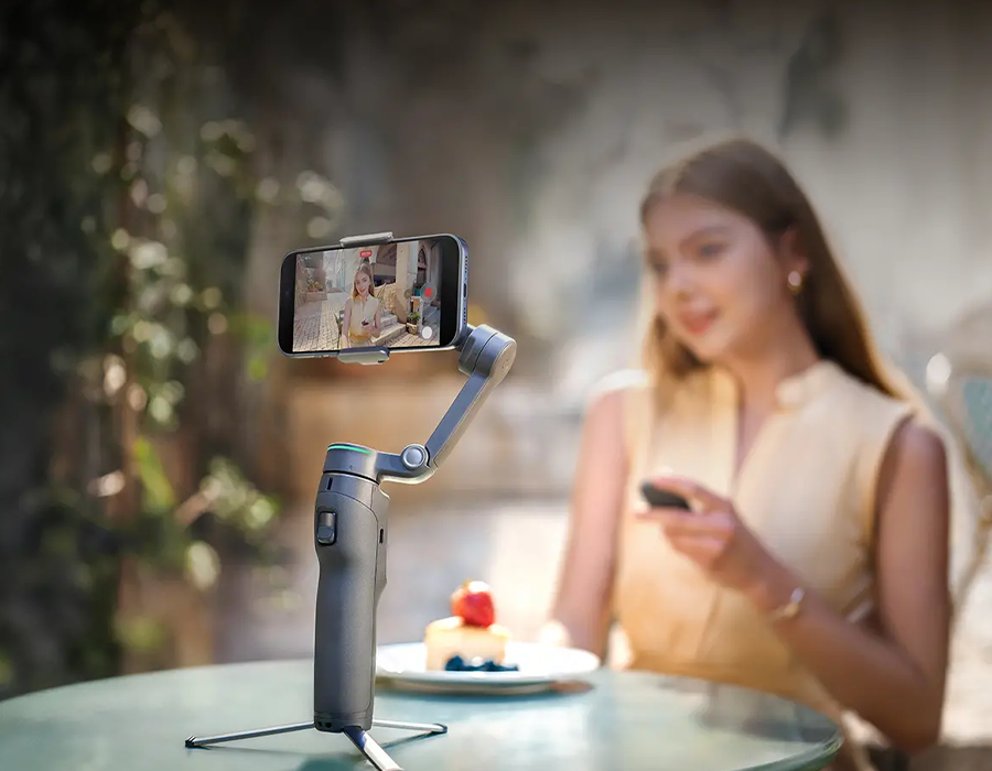 Стабилизатор для смартфонов DJI Osmo Mobile 8P Advanced Tracking Combo