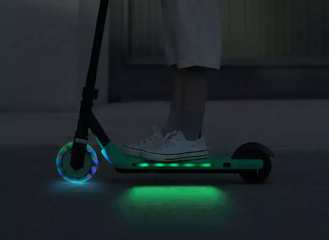 ninebot-by-segway-ekickscooter-zing-a6-6