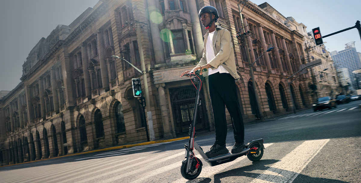 Електросамокат Segway-Ninebot F3 PRO E - Gray (AA.05.17.02.0003)