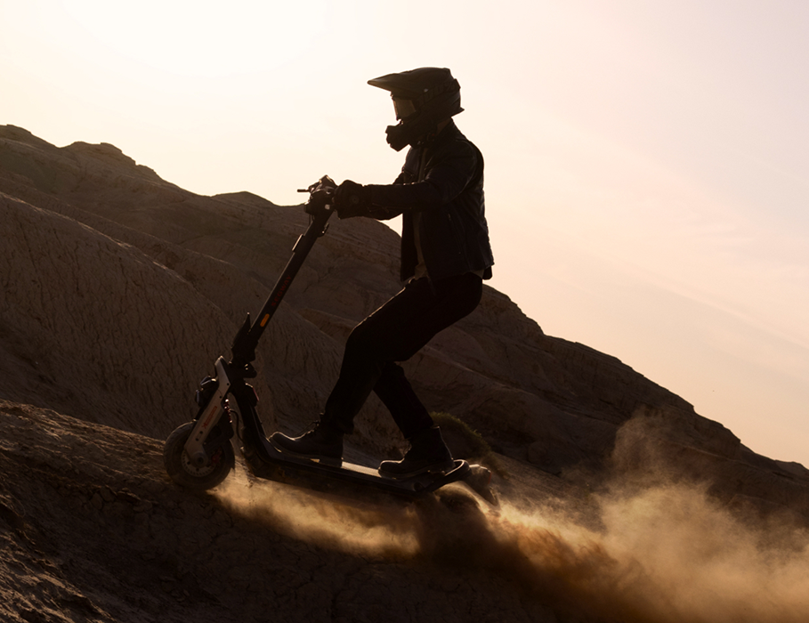 Електросамокат Segway-Ninebot GT3 PRO - Black (AA.06.02.02.0004)