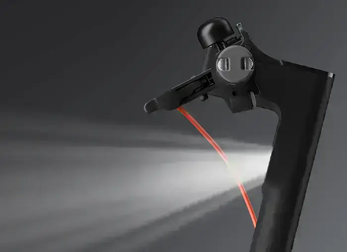 Яскраві фари Xiaomi Electric Scooter 5 Max для нічної їзди