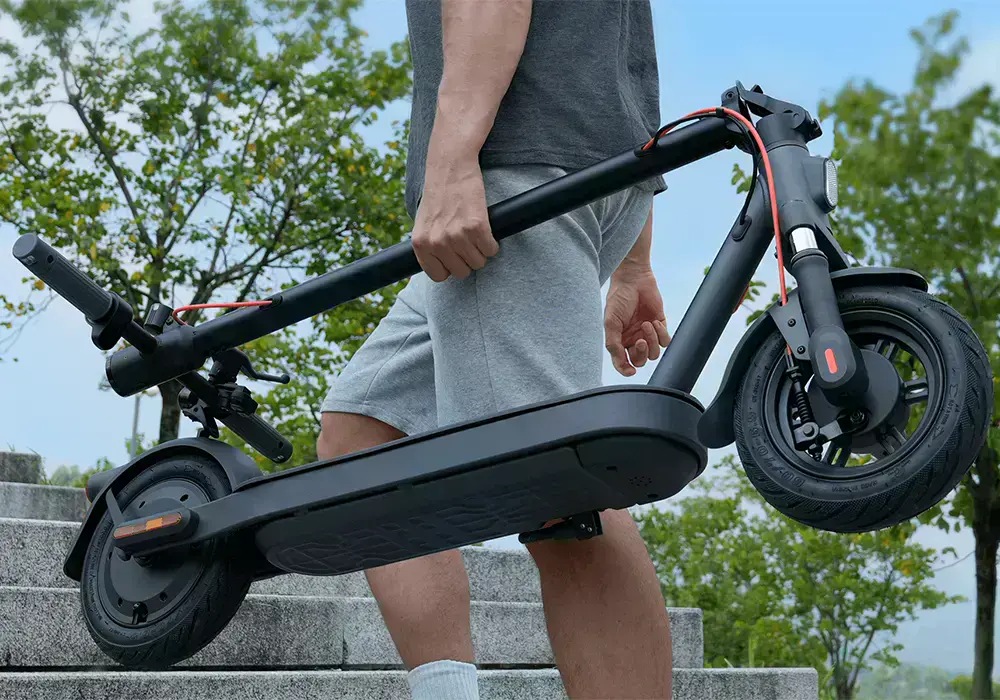 Процесс складывания и хранения Xiaomi Electric Scooter Elite GL