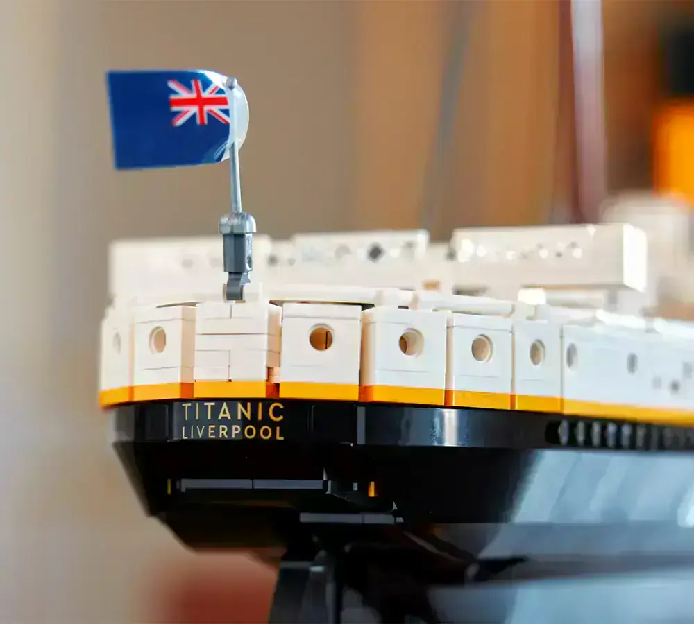 передняя часть судна конструктора lego Титаника