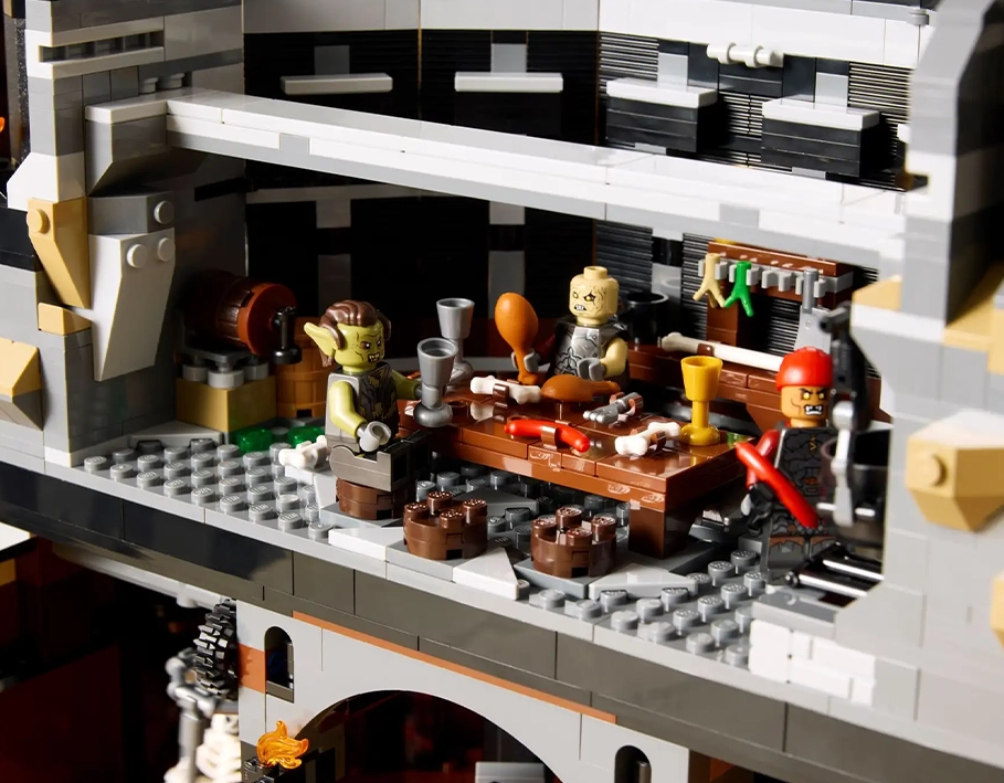 LEGO Icons Барад-дур — детальний вигляд інтер'єру з кімнатами