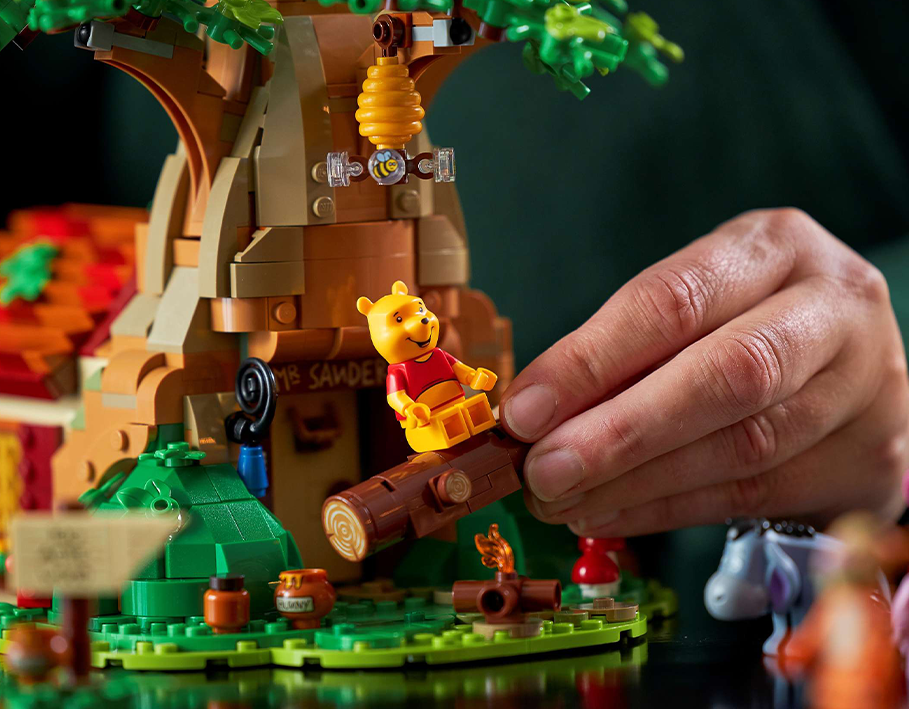 Блоковий конструктор LEGO Ideas Вінні-Пух (21326)