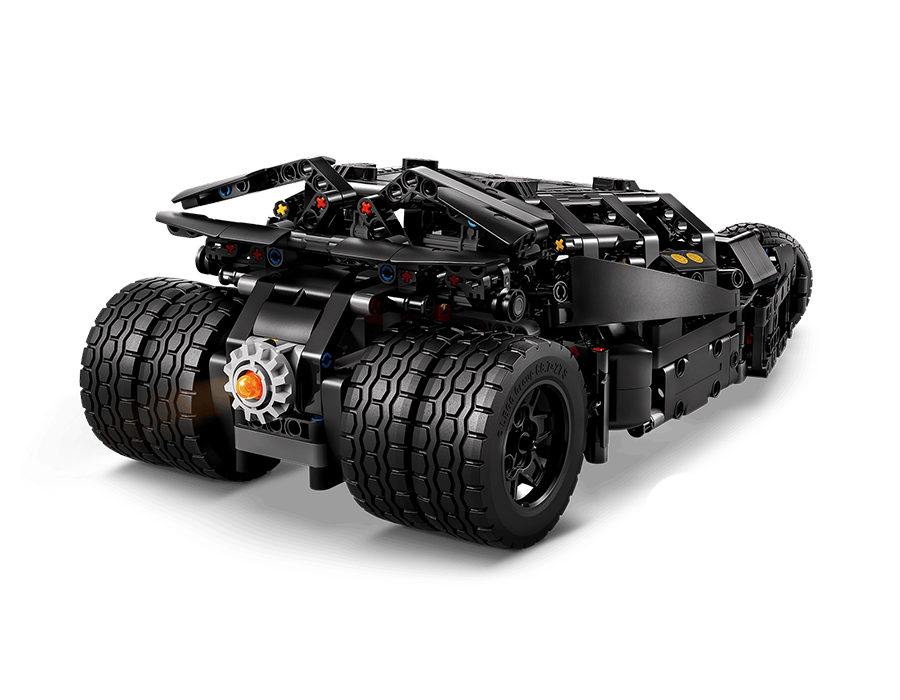 Блоковий конструктор LEGO Technic Batmobile Tumbler (42239)