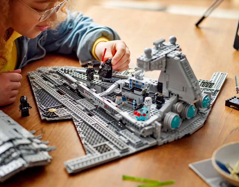 Функціональні елементи LEGO Star Wars Імперський зоряний руйнівник 75394: шутери та відкриті панелі