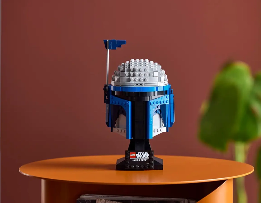 LEGO Star Wars 75408: детальный вид коллекционного шлема Джанго Фетта