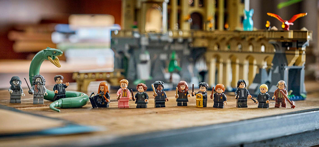 Блоковый конструктор Lego Harry Potter Замок Хогвартс: Восточное крыло (76473)