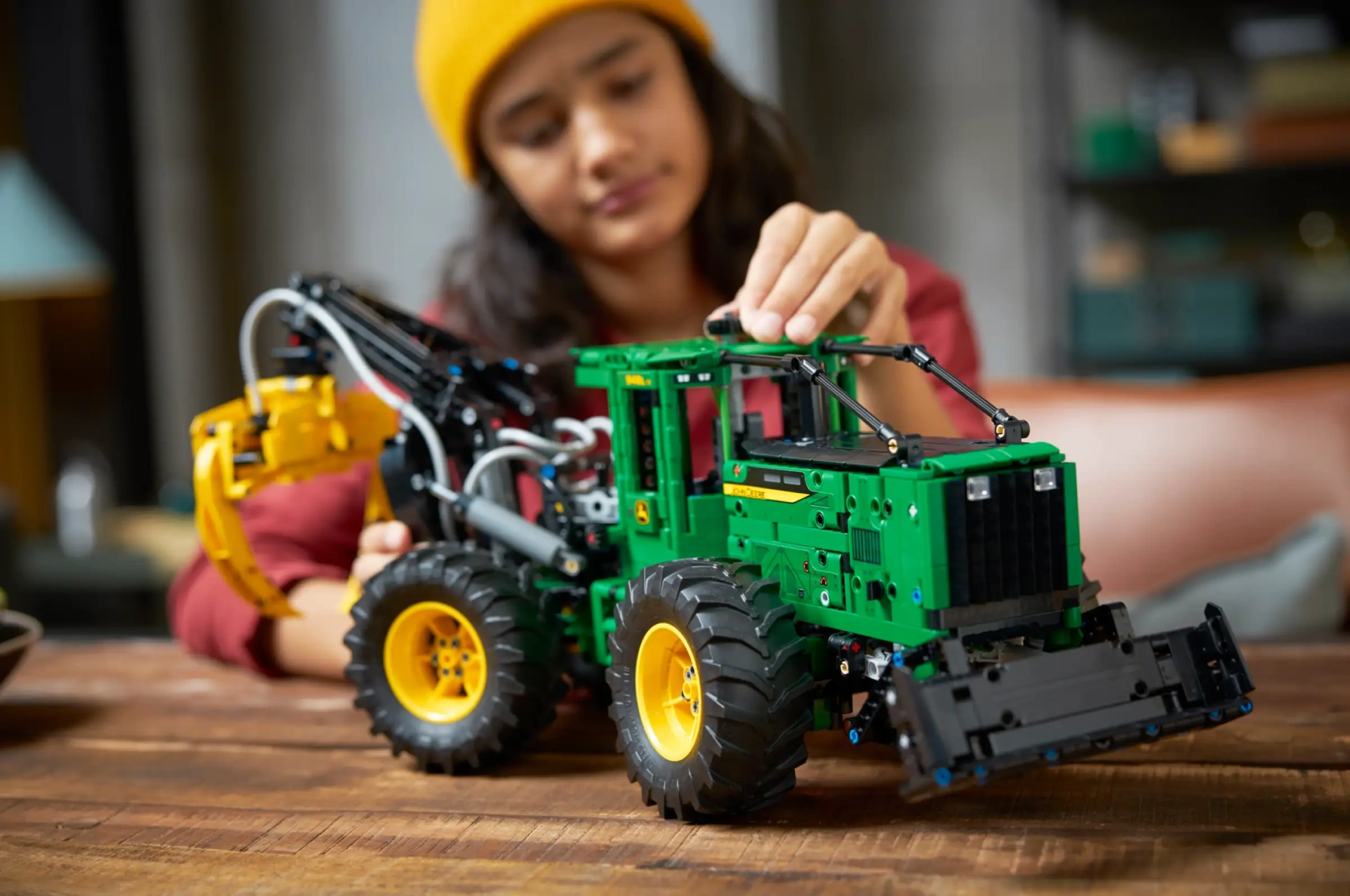Купить Блочный конструктор LEGO John Deere 948L-II Skidder (42157) выгодно в Киеве | цена и обзор в интернет магазине NewTime Купить Блочный конструктор LEGO John Deere 948L-II Skidder (42157) выгодно в Киеве | цена и обзор в интернет магазине NewTime