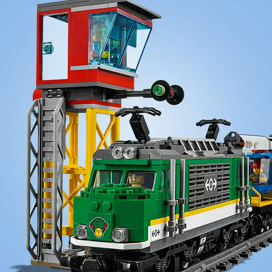 lego-city-vantazhniy-poyizd-1