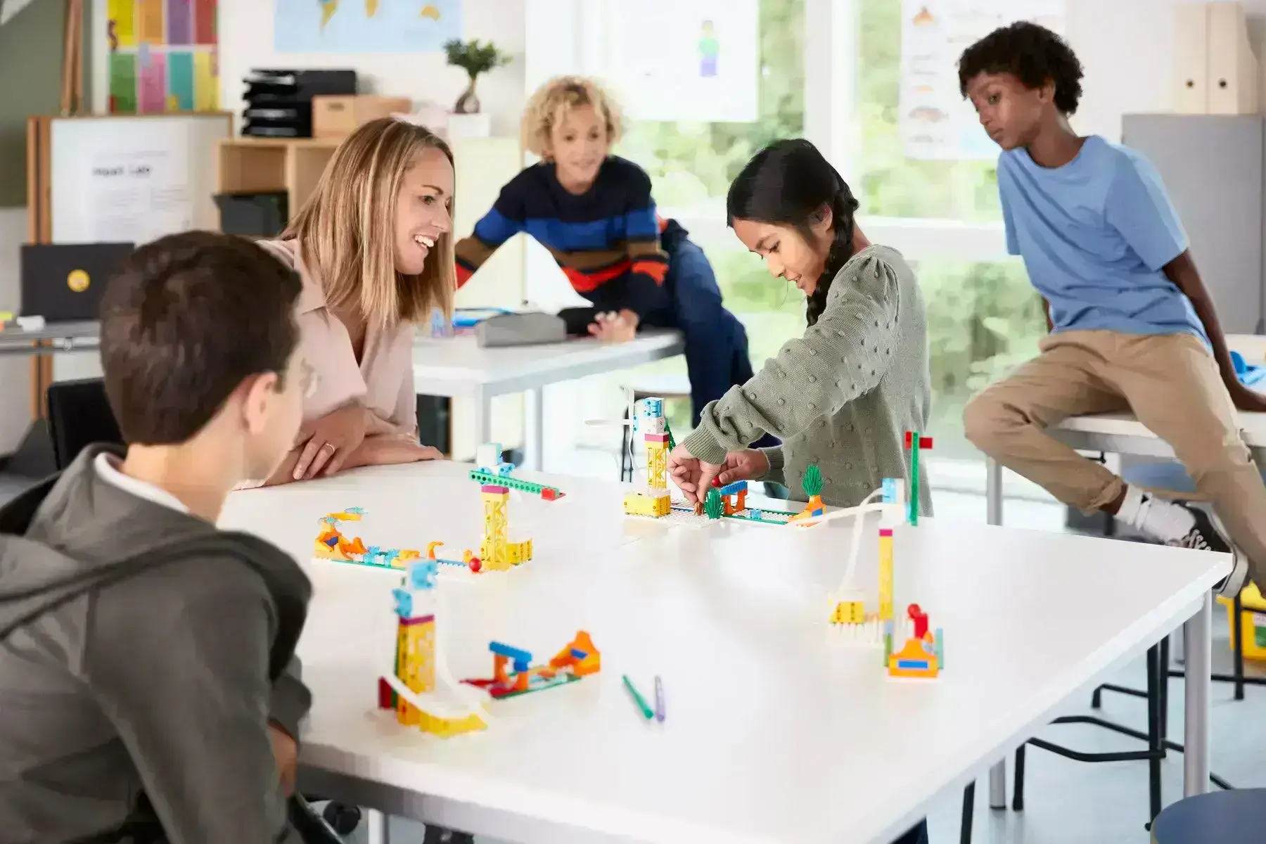 lego-education-spike-essential-set-1