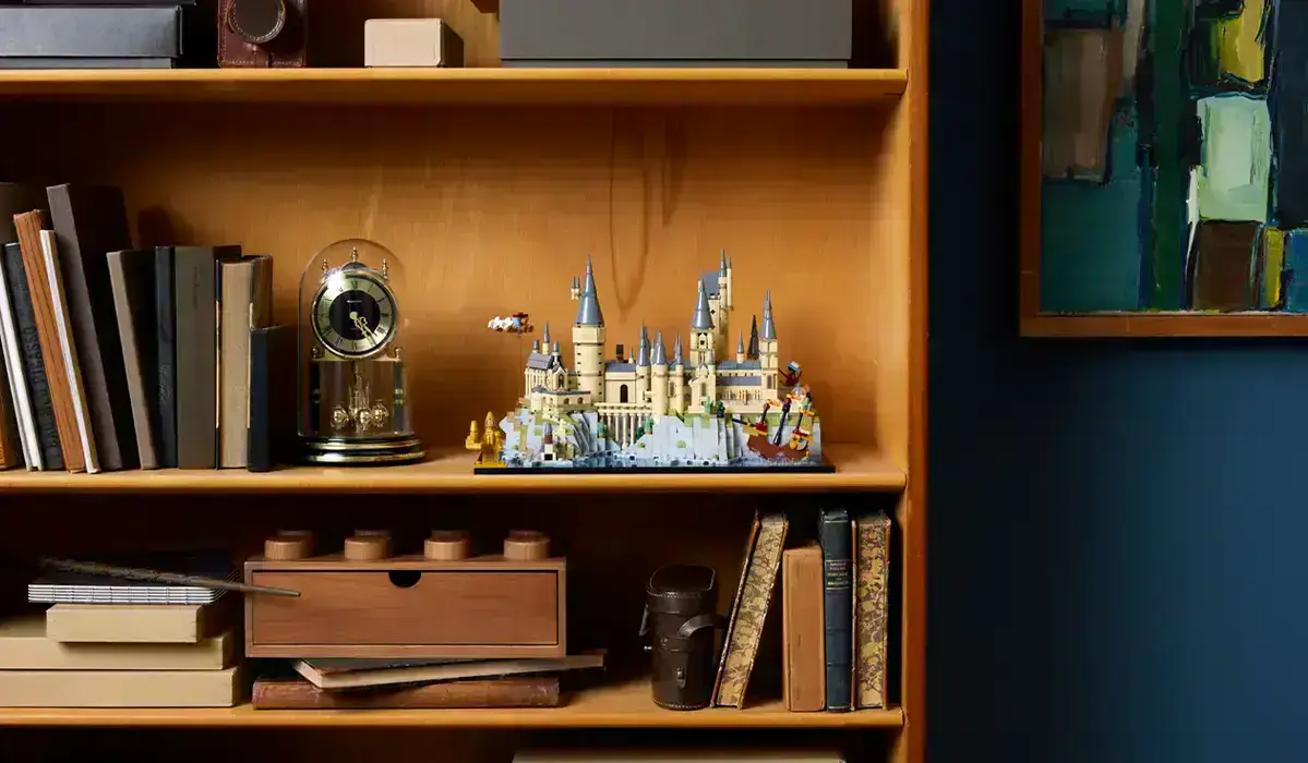 lego-hogwarts-castle-and-grounds-3