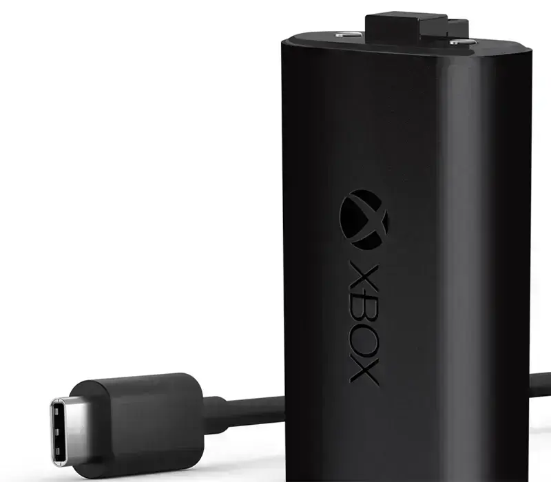 Аккумуляторна батарея Xbox з кабелем USB-C для безперервної гри