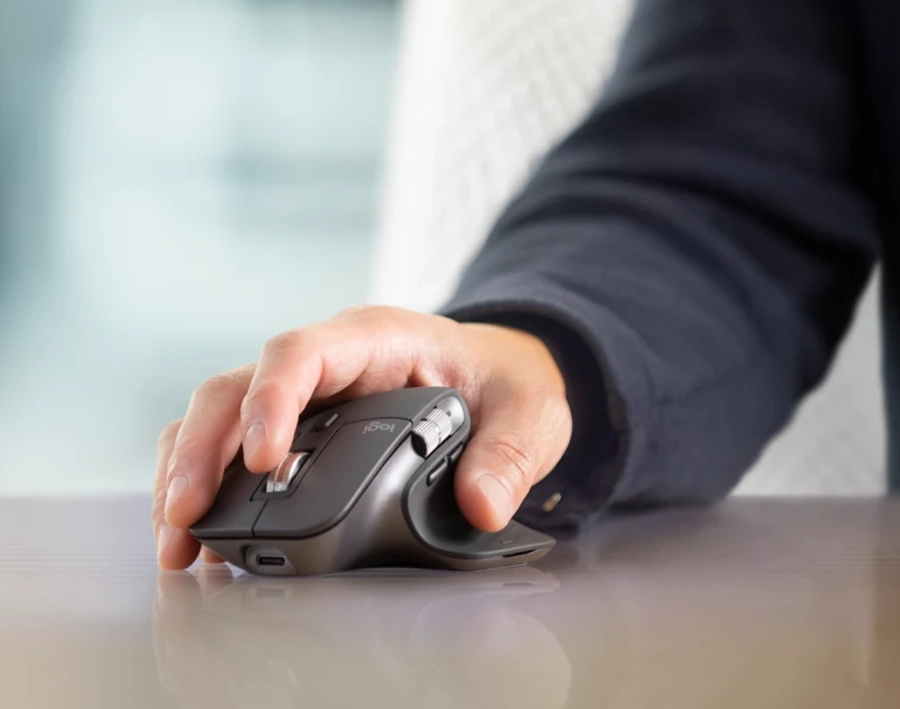 Logitech MX Master 3S — технология тихого щелчка Quiet Click
